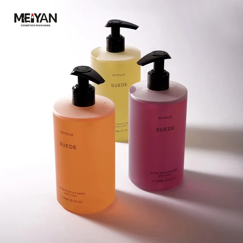 MYPACK luxury 350ml 450ml soft hdpe squeeze plastic matte black shampoo and conditioner shower gel bottle with gold fat flip cap